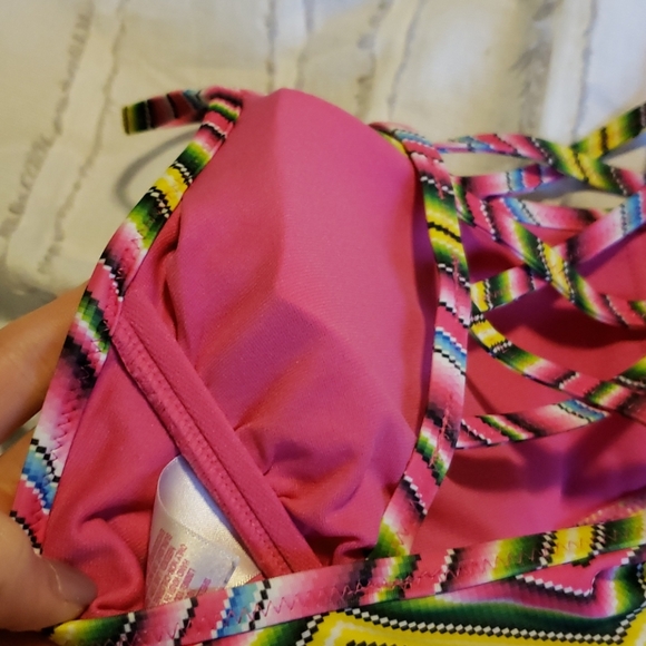 🦋🎁Fun printed bikini top - Picture 4 of 5